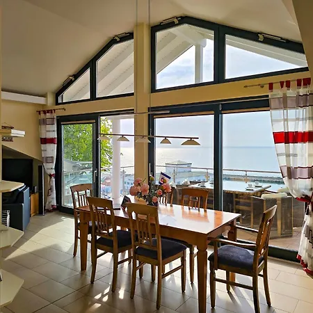 Friede-marie, Penthouse Sophie